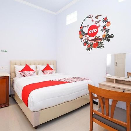 Oyo 477 Raka Residence Syariah Purwoharjo Banyuwangi Banyuwangi  Exterior foto